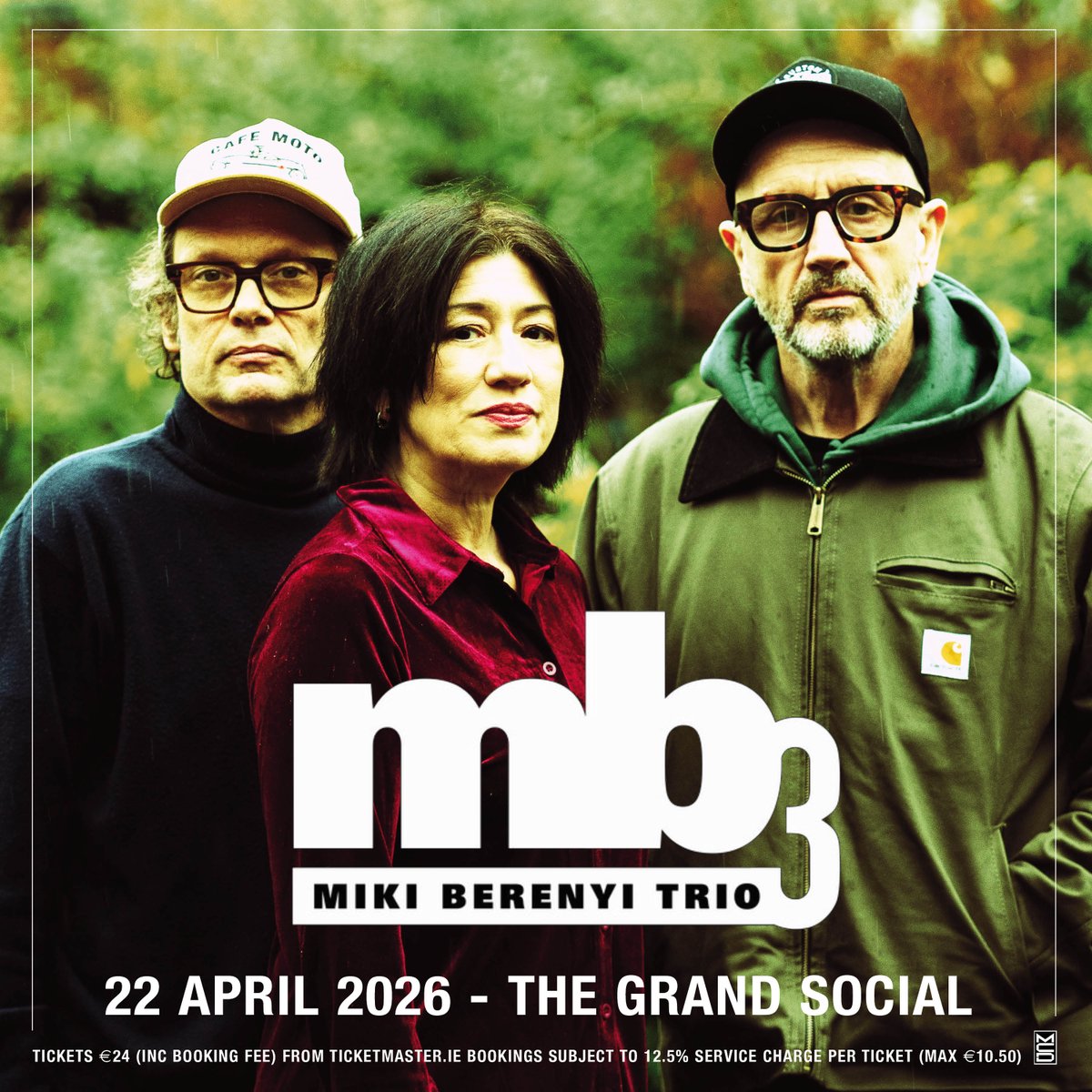 Miki Berenyi tweet media