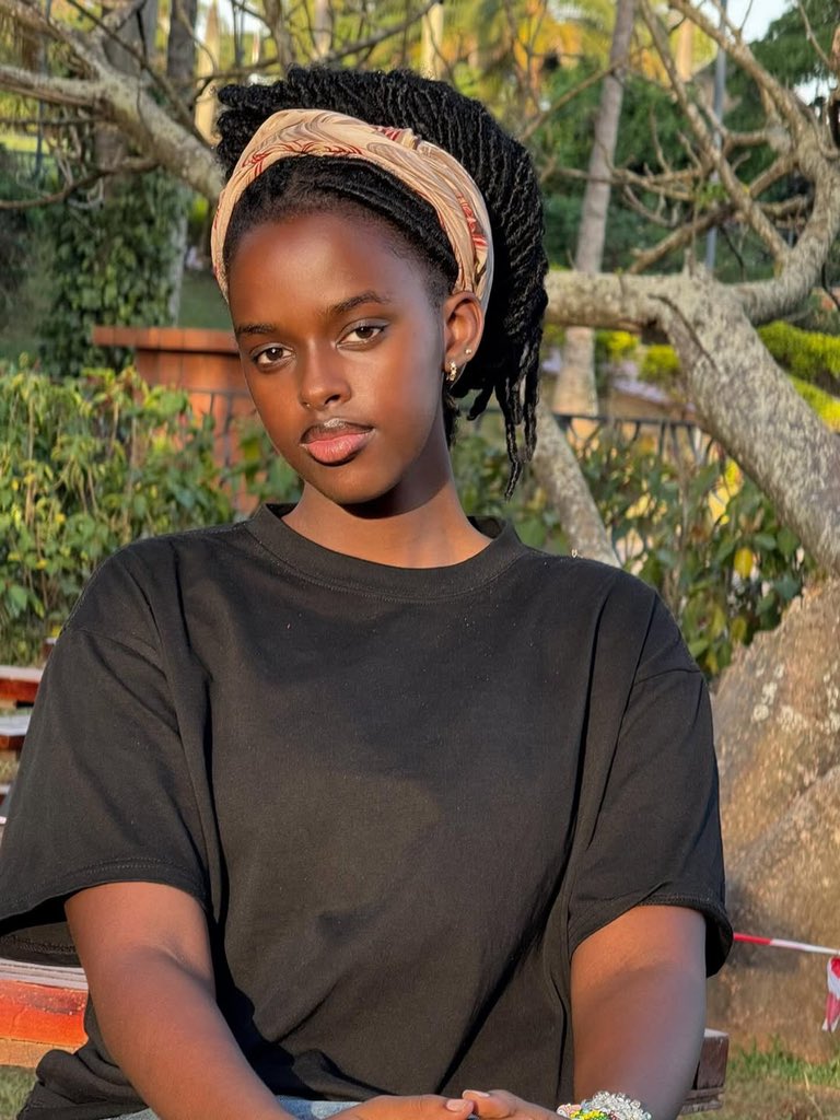 Lily Cruz🕊️💕da lugazisfinest tweet media