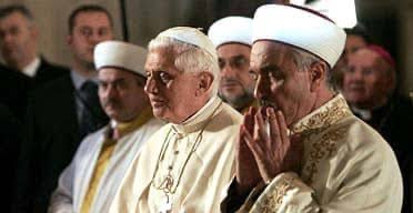 PadrePalma's tweet image. Some considerations on Totalist Sedevacantism, SSPX, FSSP &amp;amp; the Cassiciacum Thesis

The Cassiciacum Thesis (also known as sedeprivationism) is a precise theological explanation developed by the Dominican theologian Bishop Michel-Louis Guérard des Lauriers in 1979. It accounts for