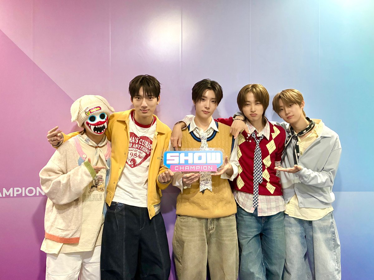 SHOWCHAMPION tweet media