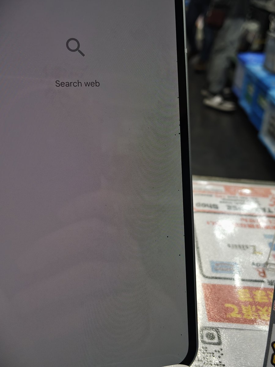 Nothing phoneのジャンクが来ました！ 2aの方は画面割れ 1の方はドット 
