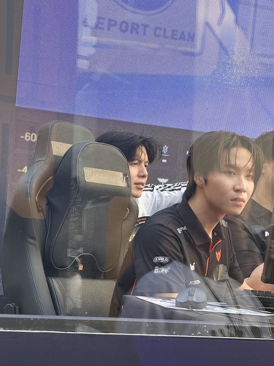 ล - ม - ซ ♡ #prxsusu #t1susu ❤️ tweet media