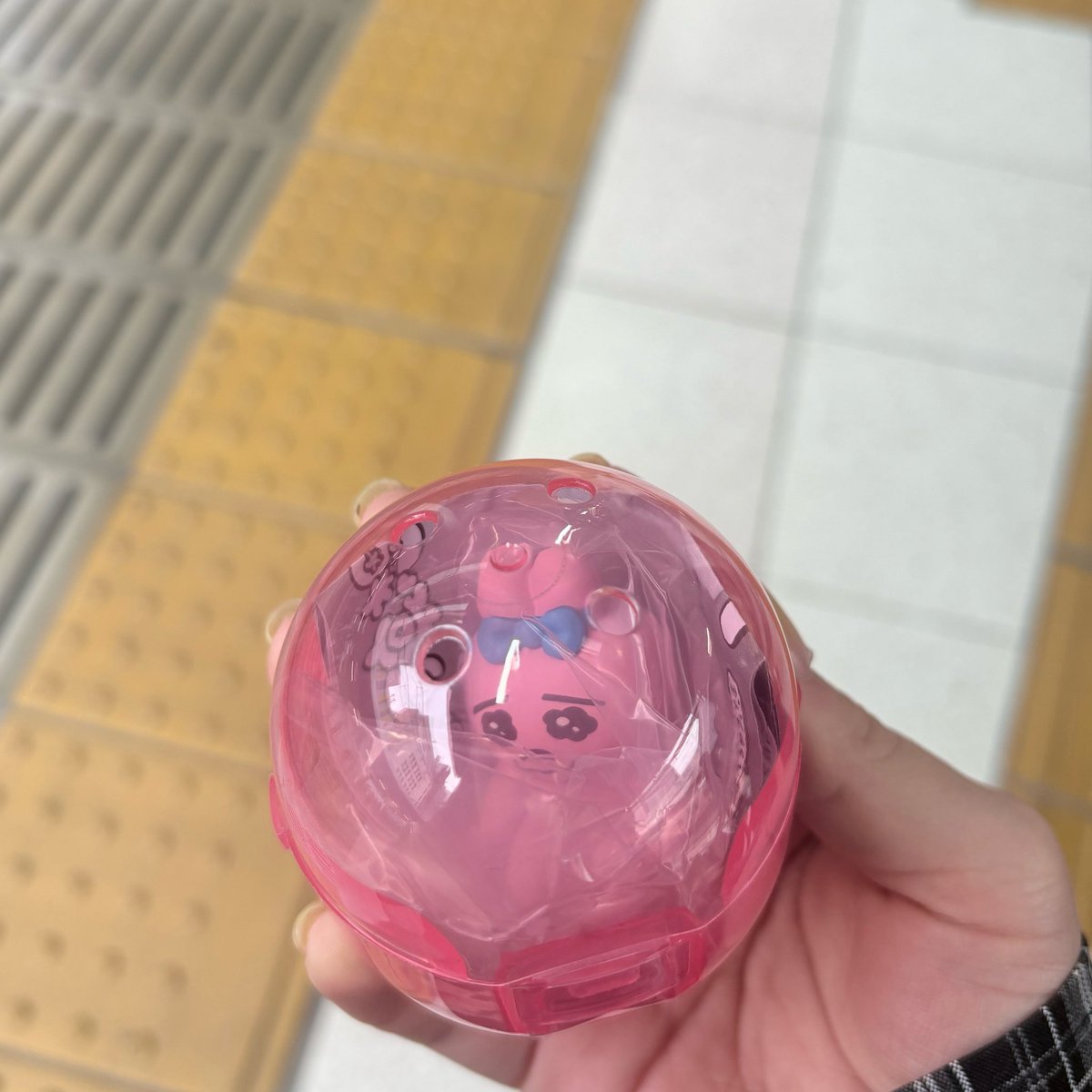取引 tweet media