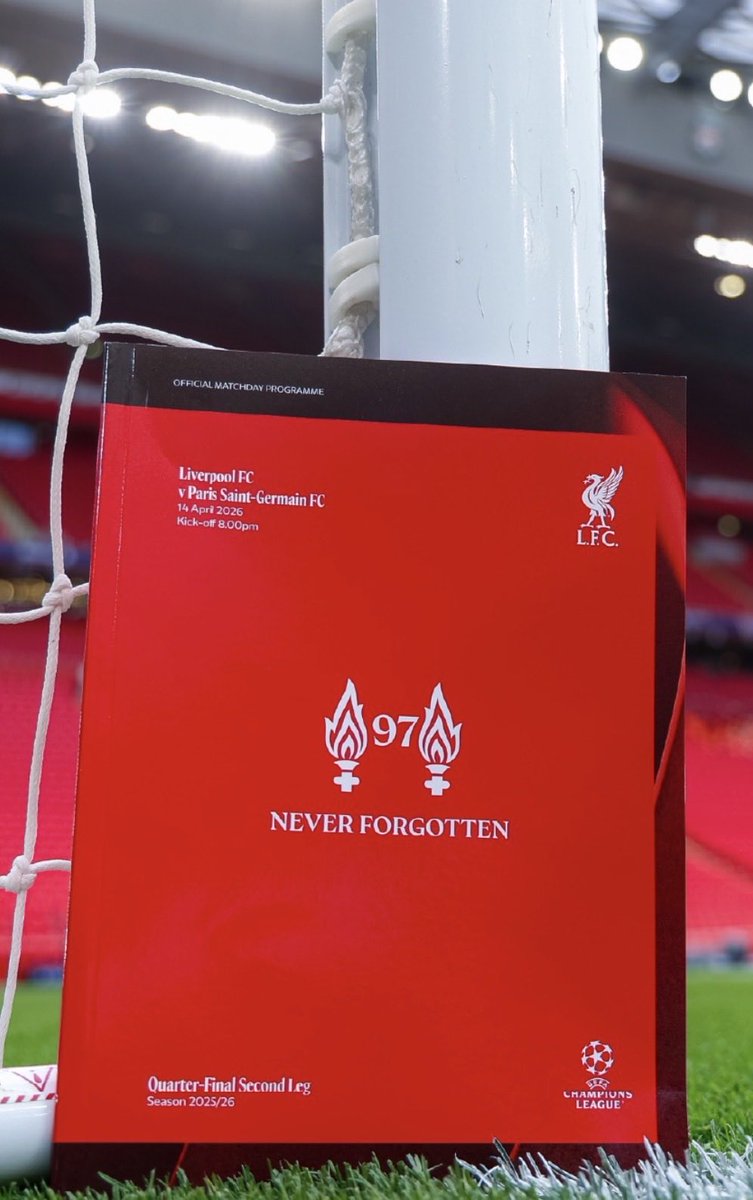 Jane_197's tweet photo. YNWA https://t.co/H4ZYzduTVU