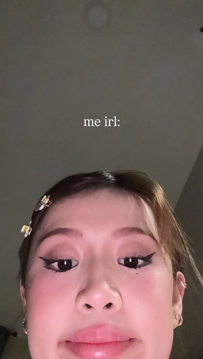 maloizkilvr's tweet photo. MALOI'S NEW IG STORIES!

😭 https://t.co/PMC3bgytoP