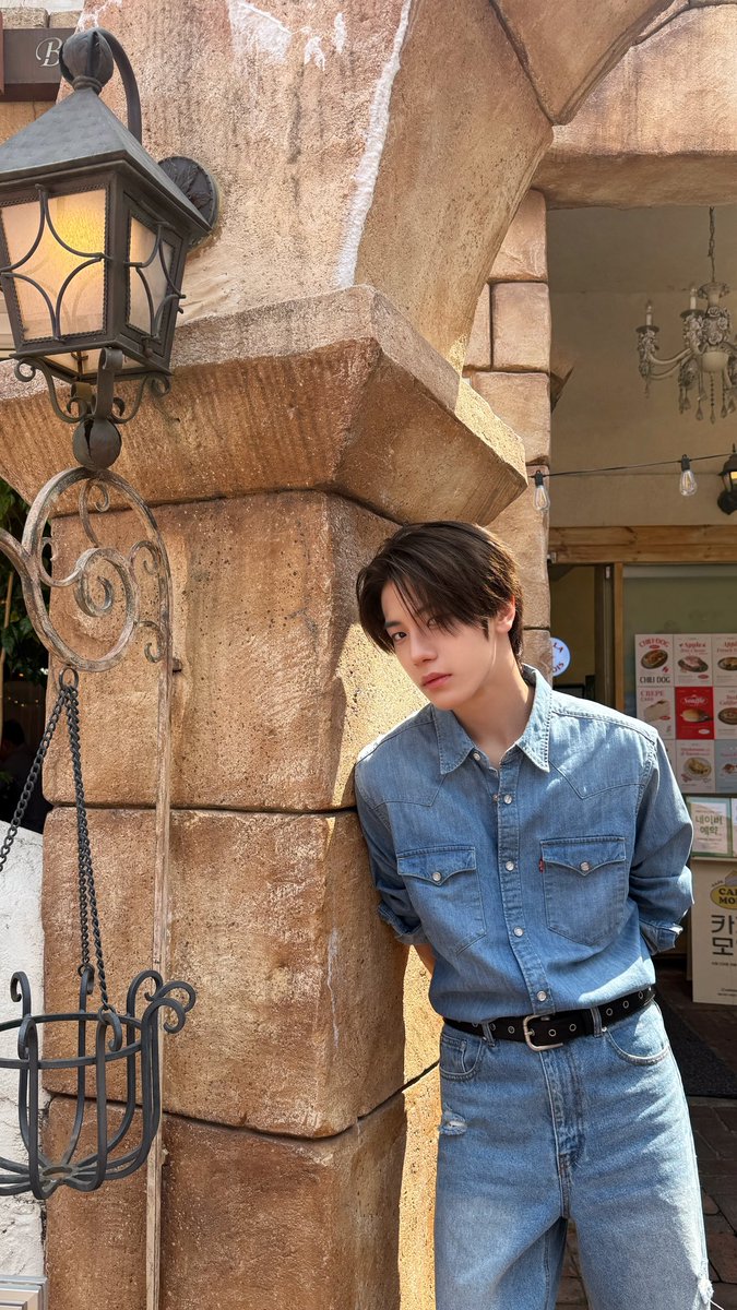 closeyoureyes_7's tweet photo. 🐶💗🍓

#CLOSEYOUREYES #클로즈유어아이즈
#클유아 #CYE
#OVEREXPOSED #POSE
#SONGSEUNGHO #송승호 https://t.co/qRoNXHizQG