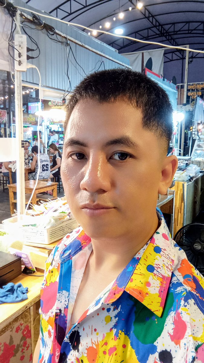 tum'😁😆เด็กแผงทุเรียน😁😍 tweet media