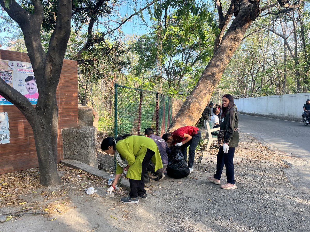 ex_eco's tweet photo. A Special Cleanliness Drive (7–14 April) under the Ministry of Housing and Urban Affairs.

EcoEX Foundation initiated a cleanliness campaign at Heera Nagar, Rudraksh Vatika, and adjoining areas with Nagar Nigam Haldwani-Kathgodam.
#CleanIndia #SwachhBharat #EcoEx #WasteManagement https://t.co/DijbeQx62k