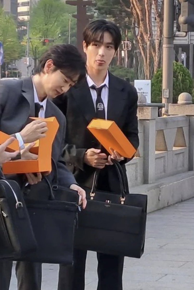 잠만 이대리님 오신다고??🫠🫠🫠