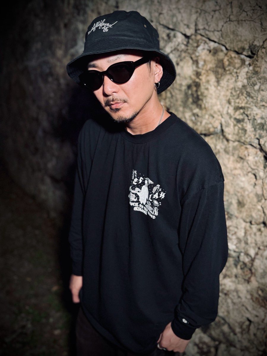 LEFLAH_TOKYO's tweet photo. 【New Release Info】

4/16(木)から
2026ss新作アイテムを
LEFLAH各店にて販売します

◾️RYUUKA OURAI long tee

col：BLK, WHT
size：M, L, XL, XXL

⬇️詳細はこちらから⬇️
【https://t.co/lovDZ2yYCM】

#LEFLAH
#レフラー https://t.co/RmwPimcho1