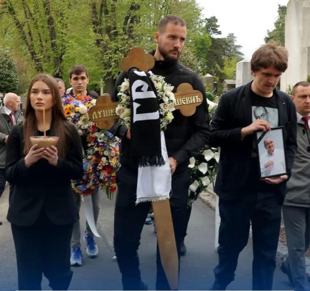 Синајски 🇷🇸 tweet media