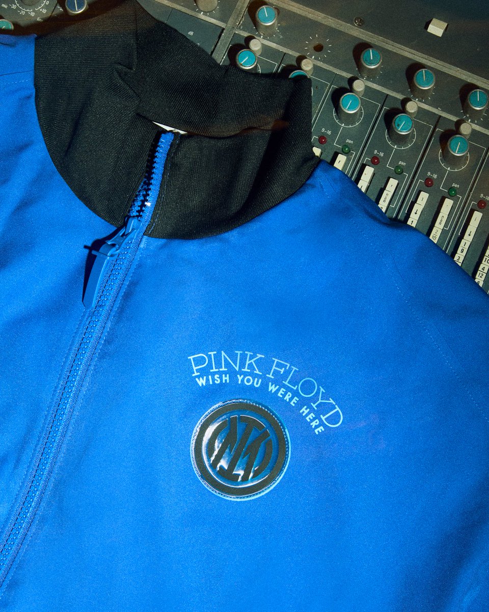 Hanno suonato a tutto volume.
Ora tocca a te fare ancora più rumore.
Collezione #PFFC. Premi play 🔊
👉 bit.ly/483fqwt

#InterXPinkFloyd #WYWH50

<a href="/pinkfloyd/">Pink Floyd</a>