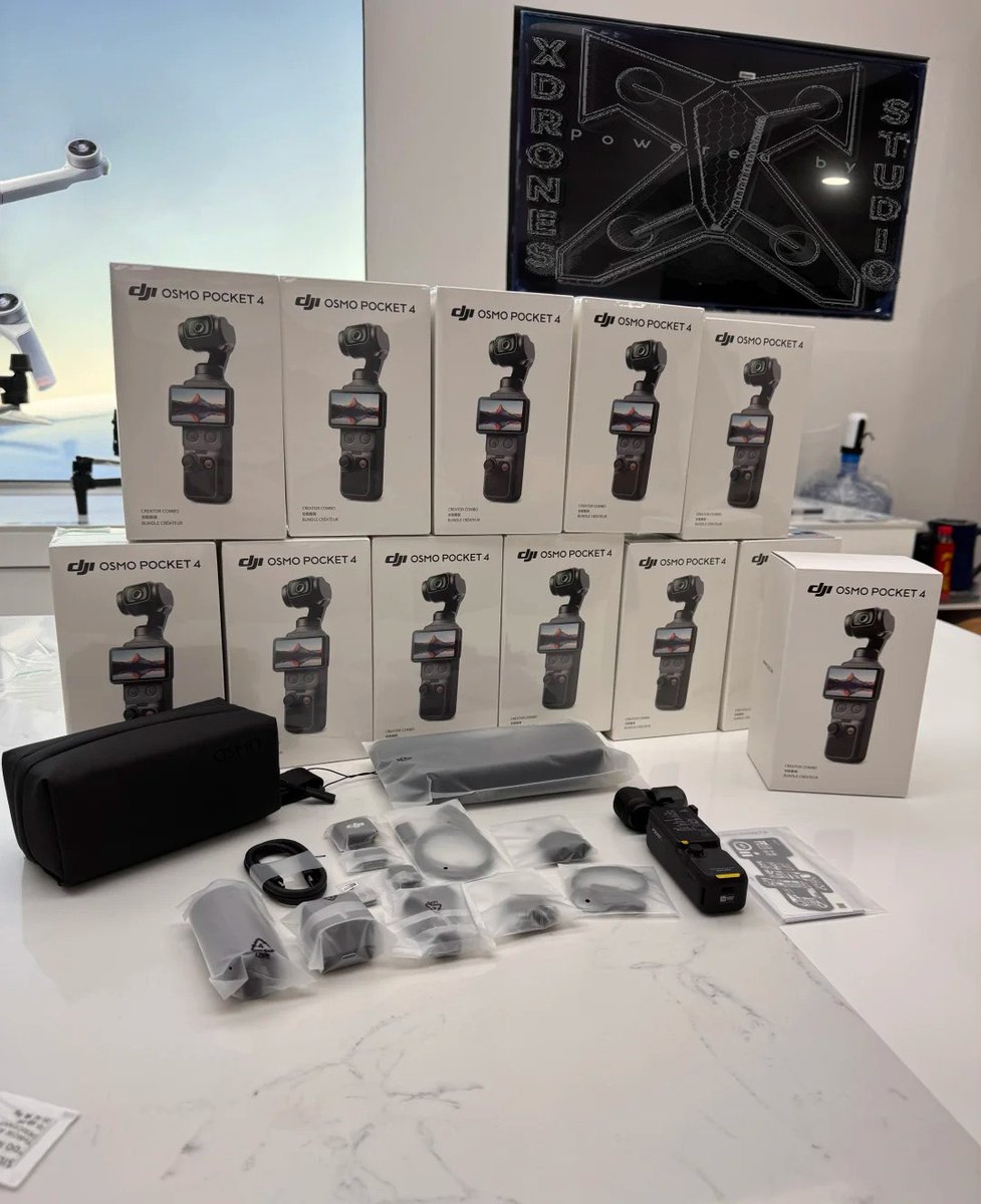 PreFlyTech's tweet image. Pocket-sized. Cinema-level. 
Meet the next evolution: DJI Pocket 4. Coming soon. 🎥📷 

#dji #djipocket4 #pocket4