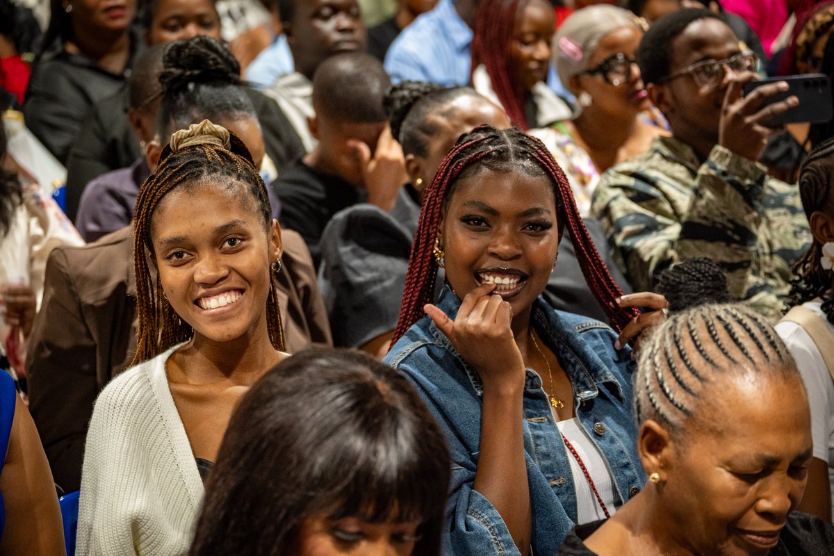 Official_TUT's tweet image. Hey TUTzens!

Big win, big smiles that light up the room.

Shout out to all our TUT graduates. Walk with pride, because you are #FutureReady.

#FromGood2Great
#ThePeoplesUniversity