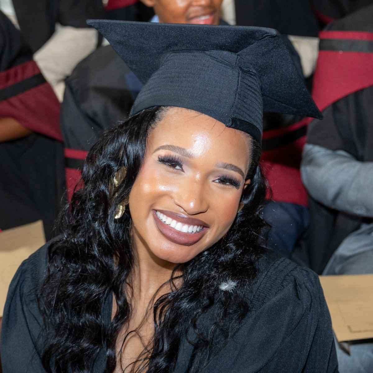 Official_TUT's tweet image. Hey TUTzens!

Big win, big smiles that light up the room.

Shout out to all our TUT graduates. Walk with pride, because you are #FutureReady.

#FromGood2Great
#ThePeoplesUniversity