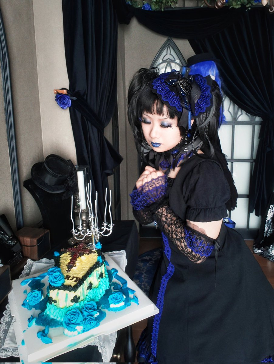 Kennlean11's tweet photo. 💙青蔷薇💙
🎂🎉
#birthday #moimememoitie #Gothic https://t.co/BHIHUtV0Yn