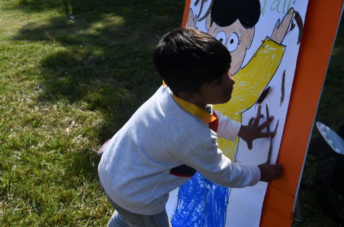 Oxcamfordsummer's tweet image. Golden hour over Oxford’s dreaming spires – where history, ideas, and future dreams share the same skyline 🌅📚
Could you imagine a better classroom than this? ✨
#studyinuk #oxfordviews #cityofdreamingspires #oxcamfordprograms #oxcamfordsummerschools