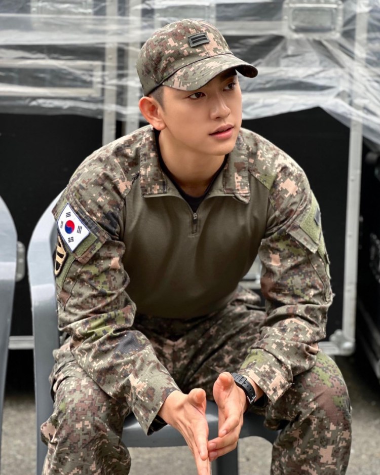 JeenYoung tweet media