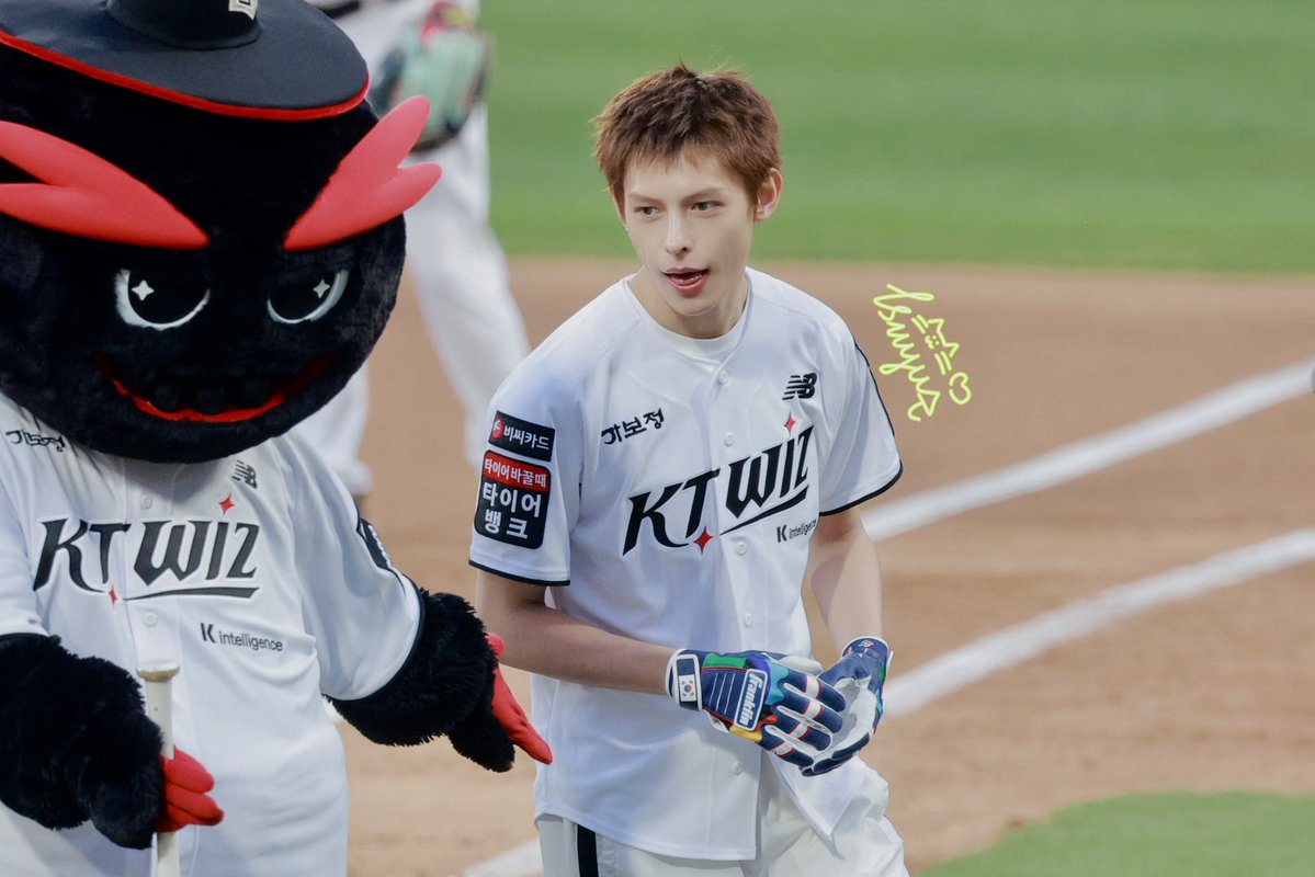 Elixir9873's tweet image. 260403

What a day ✨

#JAMES #제임스 #CORTIS #코르티스