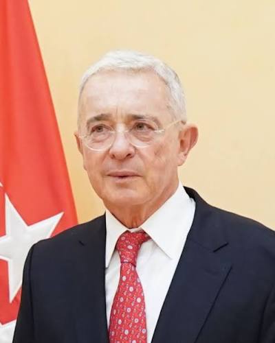 Sr. George  tweet media