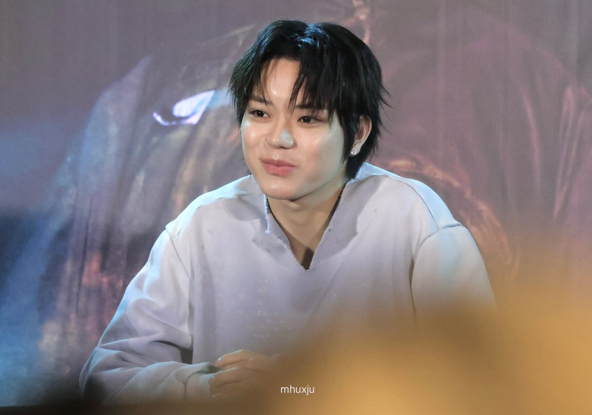 ศจมู๋ (😈) tweet media