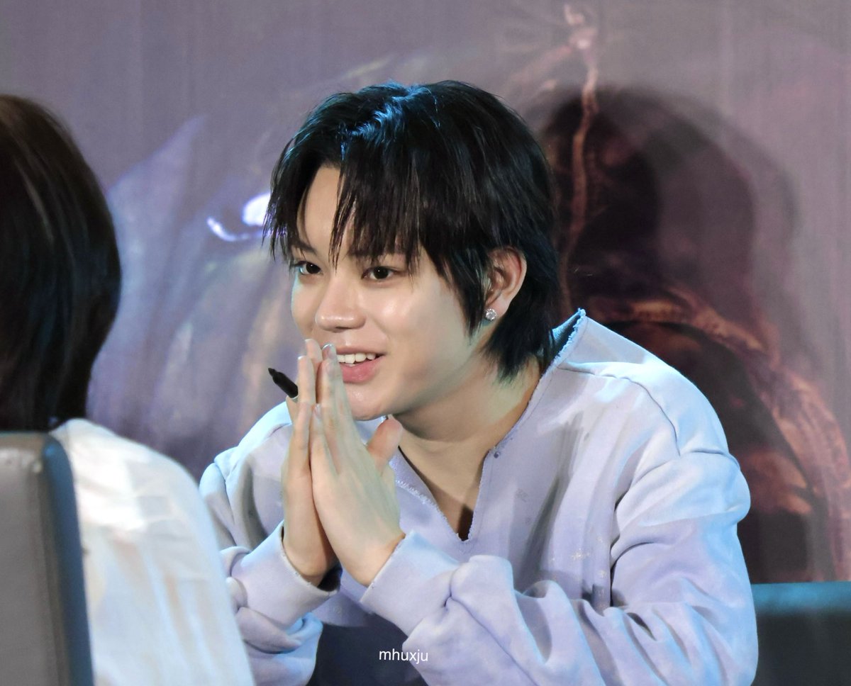 ศจมู๋ (😈) tweet media