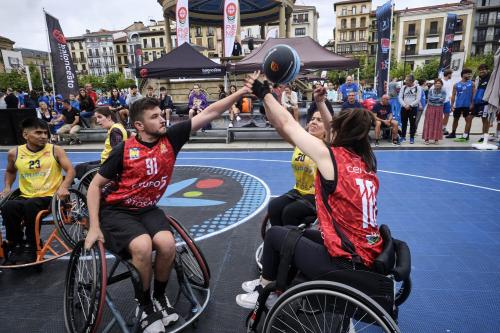 BsrEspana's tweet image. 🏀🏀🏀
Regresa el Circuito 3x3 CaixaBank por 1️⃣1️⃣ ciudades

El #BSR volverá a ser protagonista durante todo el año

Madrid, primera sede el 19 de abril

Noticia 👇
l1nq.com/a3ncmod

¡¡¡Te esperamos!!!
🏀🏀🏀
#basket #wheelchairbasket #baloncesto