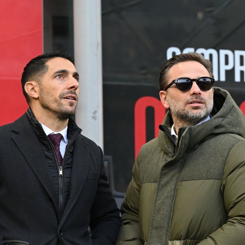 Sleeper AC Milan tweet media