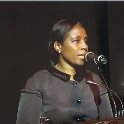 Ayanda Dlodlo tweet media