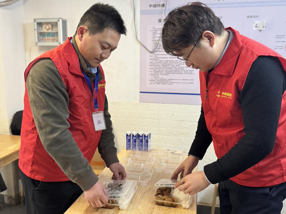 Fashlove tweet media