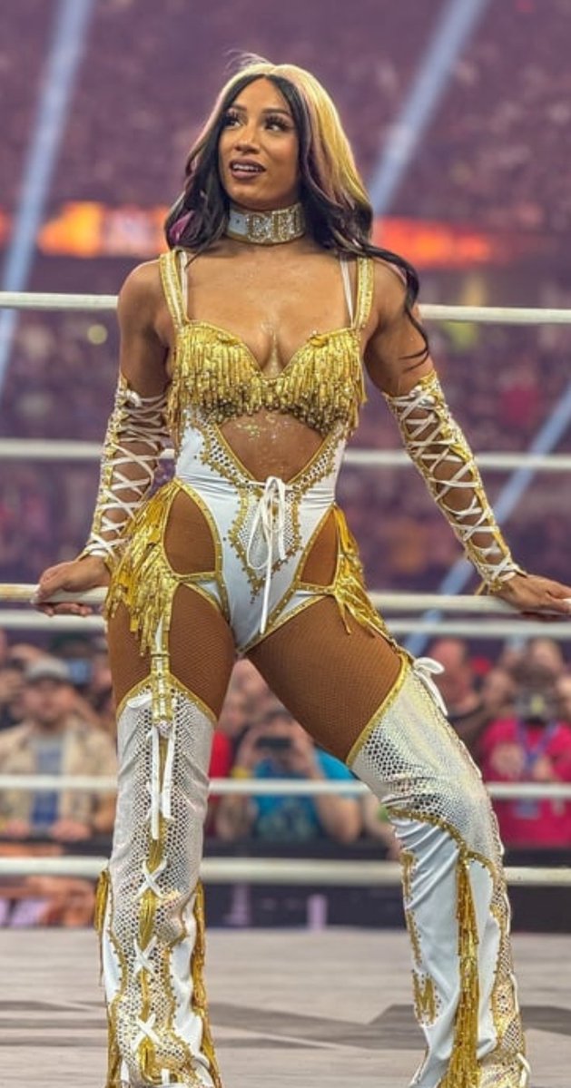 PS Status tweet media