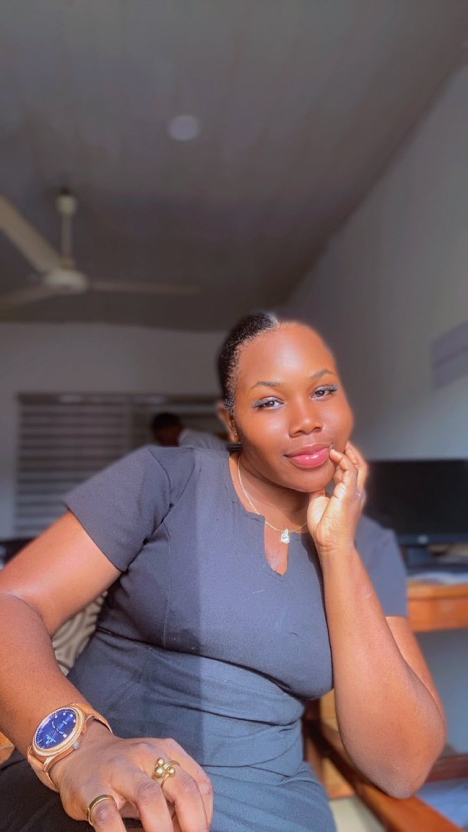 Fìyìnfólúwa Esq. (Lawyer for the baddies) tweet media