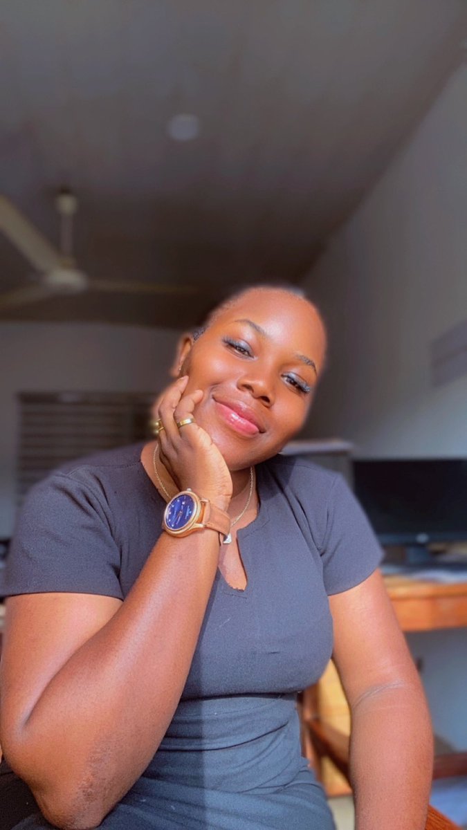 Fìyìnfólúwa Esq. (Lawyer for the baddies) tweet media