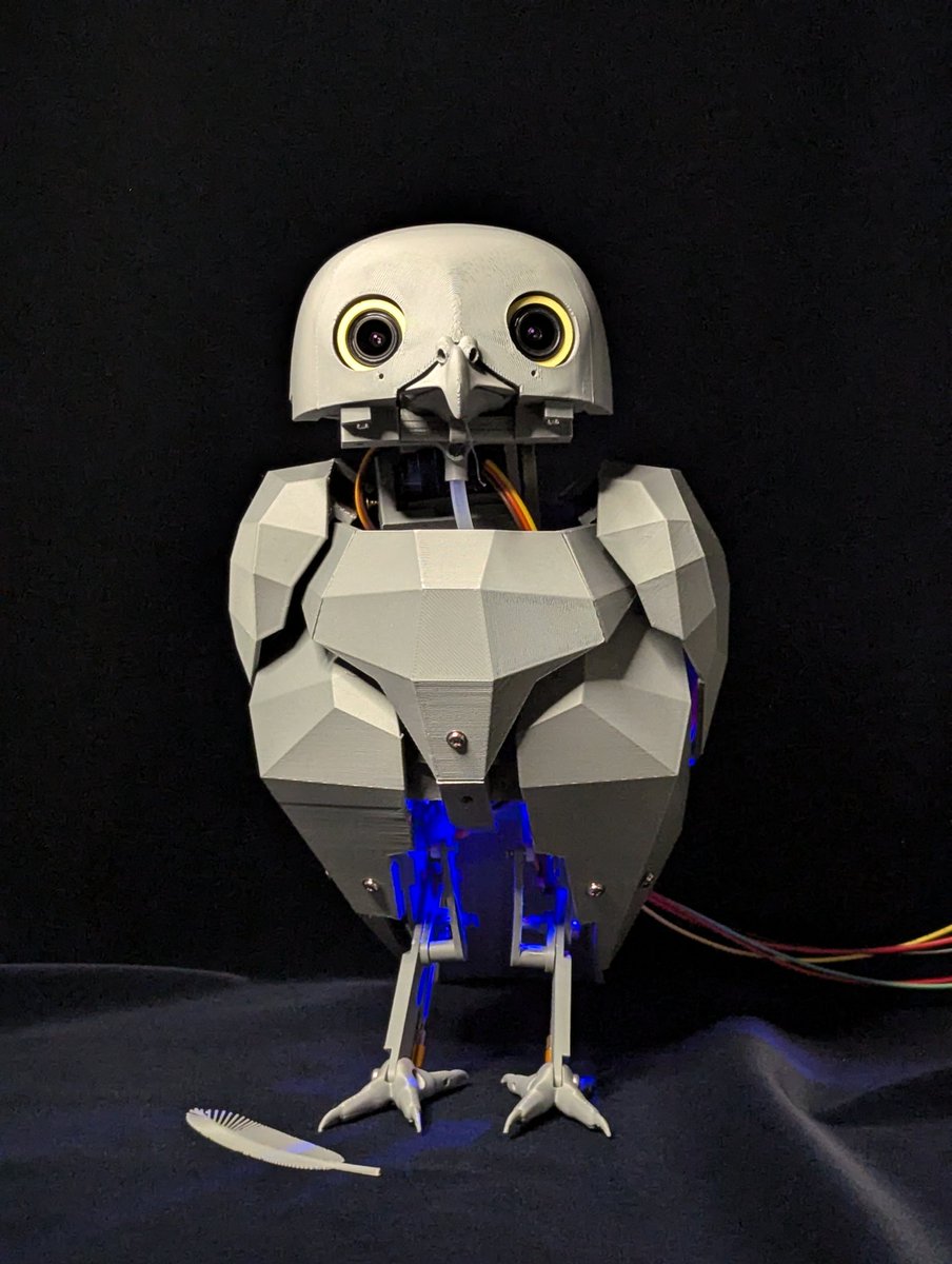 QuaRobotics's tweet photo. ふくろう型ロボット進捗

とりあえず今こんなフォルムになっています。
ふわふわバージョンも作る予定ではあります🦉 https://t.co/krTLB4xA5f