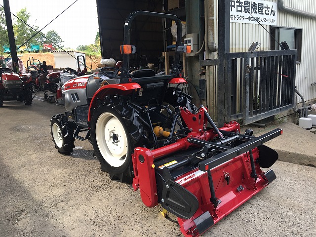chukonoki's tweet photo. 中古トラクター　ヤンマー EG222(ロータリー付き）が、茨城県に出荷されました。

商品詳細はコチラ→https://t.co/H9bdbnXkwF https://t.co/xIi8jXrG9P