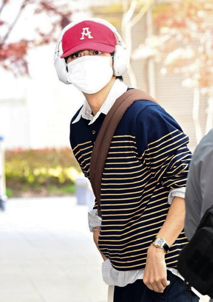 Arab Taehyung tweet media