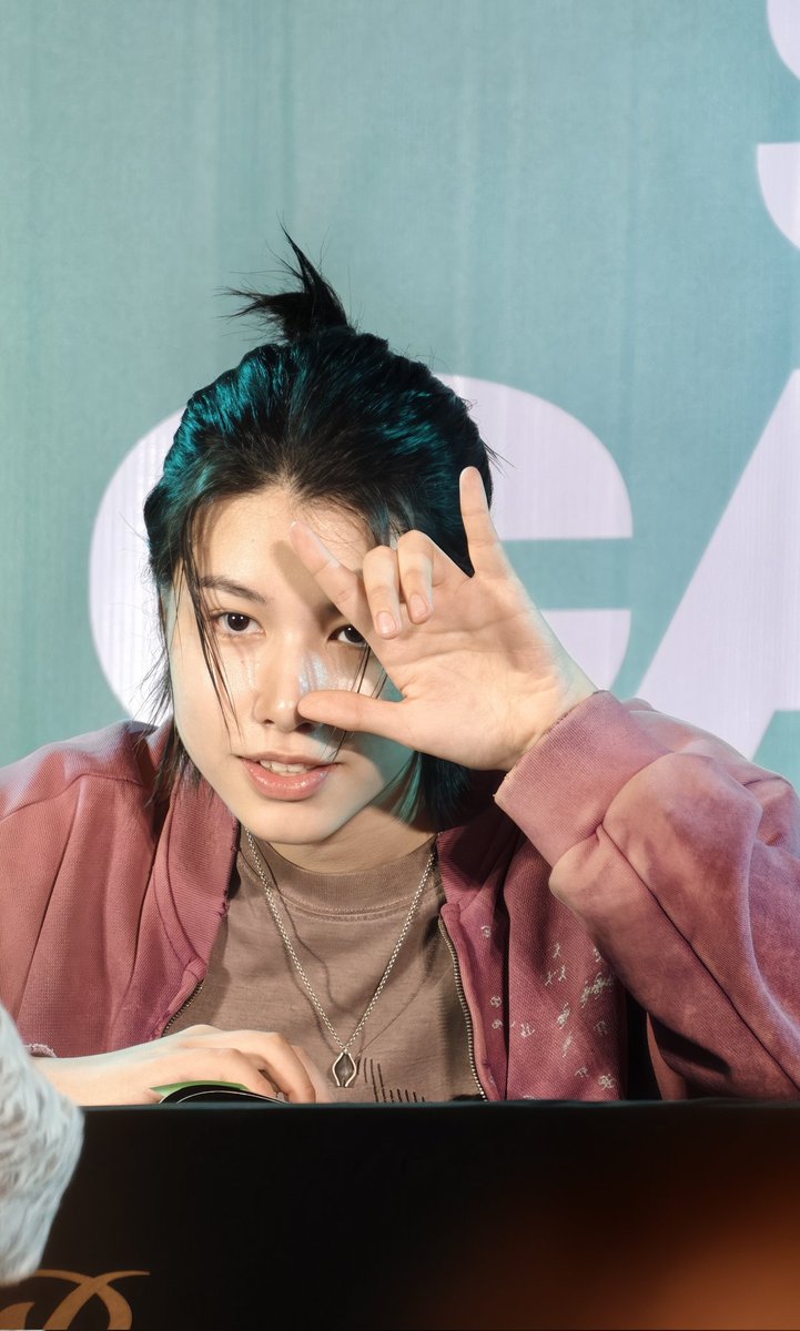 moon_ren17's tweet image. Our chubby baby boy 🩷

Cr pic: @.pantonbini
#루이 #LOUIS #롱샷 #LNGSHOT