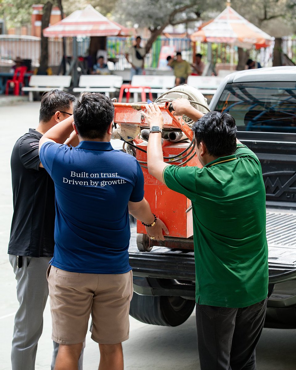 STARTRADER tweet media