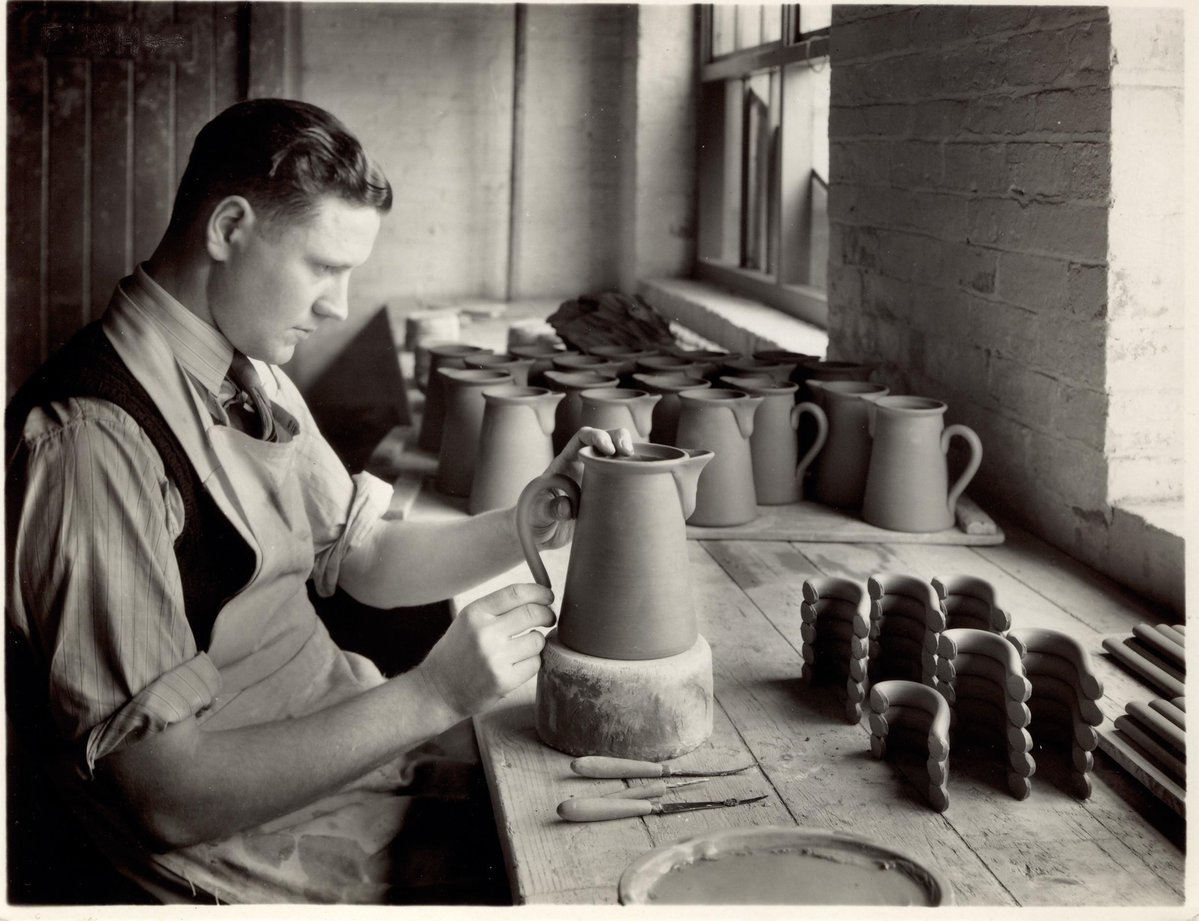 DenbyPotteryJP's tweet image. 1809年創業のデンビー。
今年で217年にもなる長い長い歴史は、数々の名作を生み、
世界中の食卓に、本物のイギリス製テーブルウェアを提供してきました。

denby.co.jp/?mode=f1
#denby