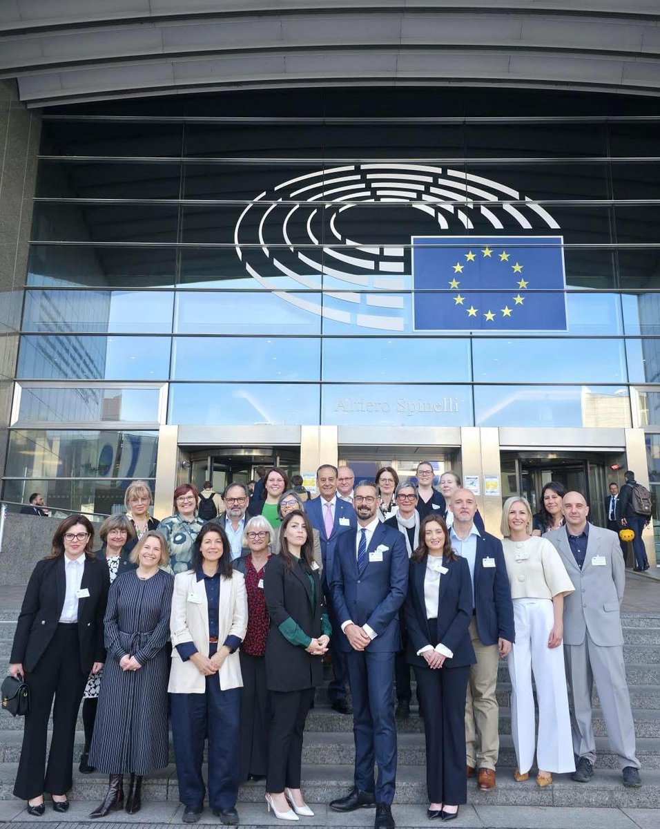 aetel_es's tweet photo. πͺπΊ Hoy, 15 de abril, en el Parlamento Europeo, celebramos el ππ’Μπ ππ§πππ«π§πππ’π¨π§ππ₯ ππ π₯π ππ’ππ§ππ’π ππ ππππ¨π«πππ¨π«π’π¨ ππ’π¨π¦πΜππ’ππ¨
#BiomedicalScientists #BiomedicalLaboratoryScienceDay #EPBS
#aeteltuasociacion https://t.co/DMwHqOrGbh