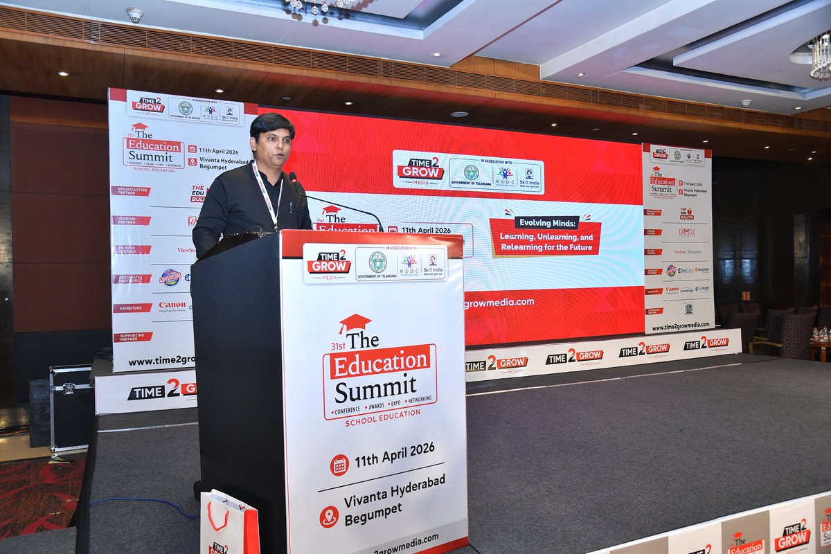 Time2GrowMedia's tweet photo. Presentation by @Ramoji_FilmCity at the 31st edition of '#TheEducationSummit' in #Hyderabad.

Here are some glimpses.
.
.
.
#Time2GrowMedia #EduHonoursHyderabad #TESHyderabad #TheEducationSummitHyderabad #31stTheEducationSummit https://t.co/huCOSauXk1