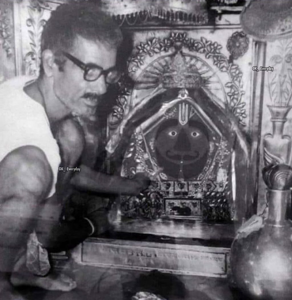 A rare pic of Salasar Balaji Maharaj🙌