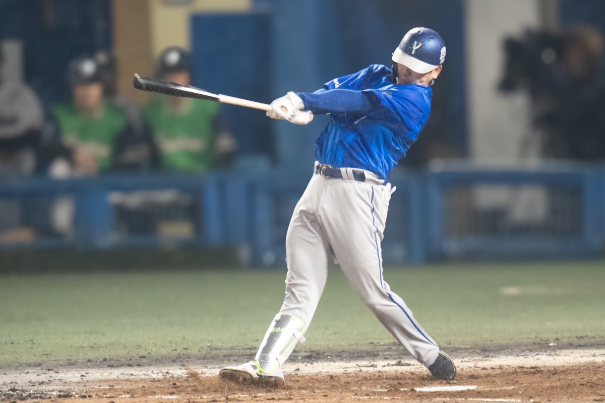 9207_ri's tweet photo. 999本目🫲🏻🫧
#佐野恵太
#baystars https://t.co/upuEi81ZQA