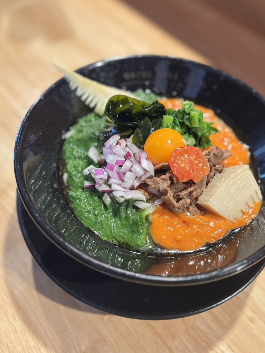 麦の寅 GACHISOBADOJO|国産もち麦の自家製麺|唯一無二の極太手揉麺|豊橋ラーメン tweet media