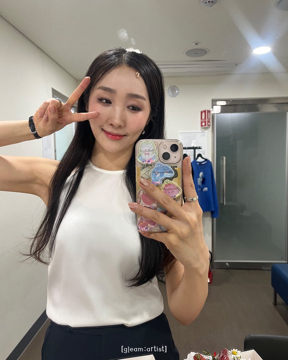 📷 ɢᴏᴏᴅʙʏᴇ #김려원 
#연극 #더와스프 #THE_WASP 🐝

헤더 役 #김려원 배우가 
막공까지 잘 마쳤습니다♥️

#GLEAMARTIST #KIMRYEOWON