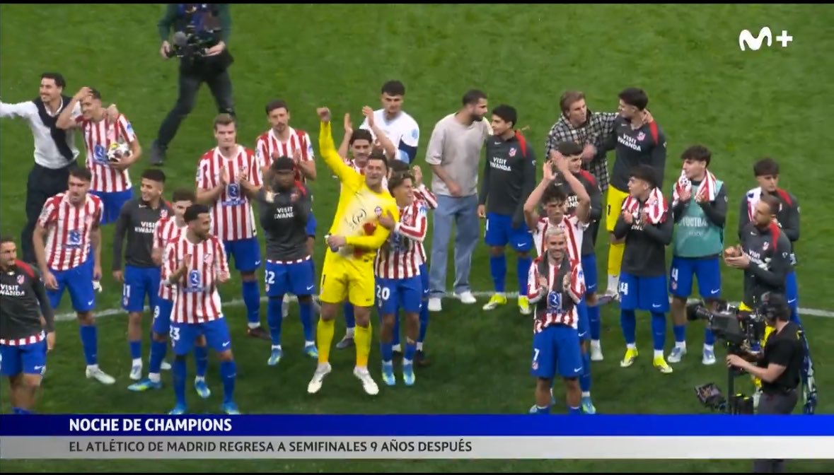 MedF1osTV's tweet photo. 📺⚽️ | ¡La #UCL ARRASA en audiencias en @MovistarPlus! #LaCasaDelFutbol 💥
🔙 Previa: 210.000 (2.5%)
#AtleticoBarça: 1.888.000 (15.2%)
#MultiChampions: 69.000 (0.6%)
#LiverpoolPSG: 41.000 (0.3%)
🔜 Post: 318.000 (3.7%) https://t.co/H0MWjsnc4Q
