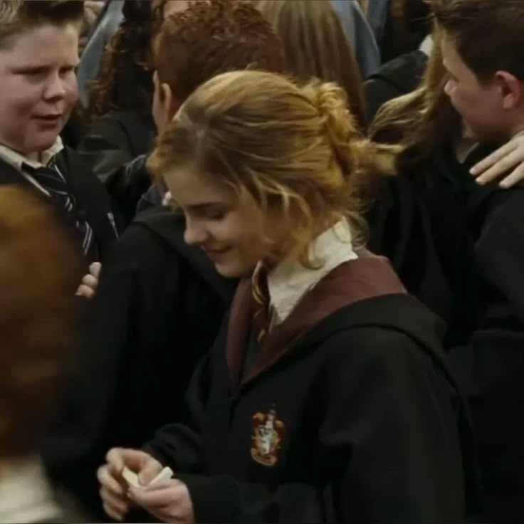 sena ᓚᘏᗢ tweet media