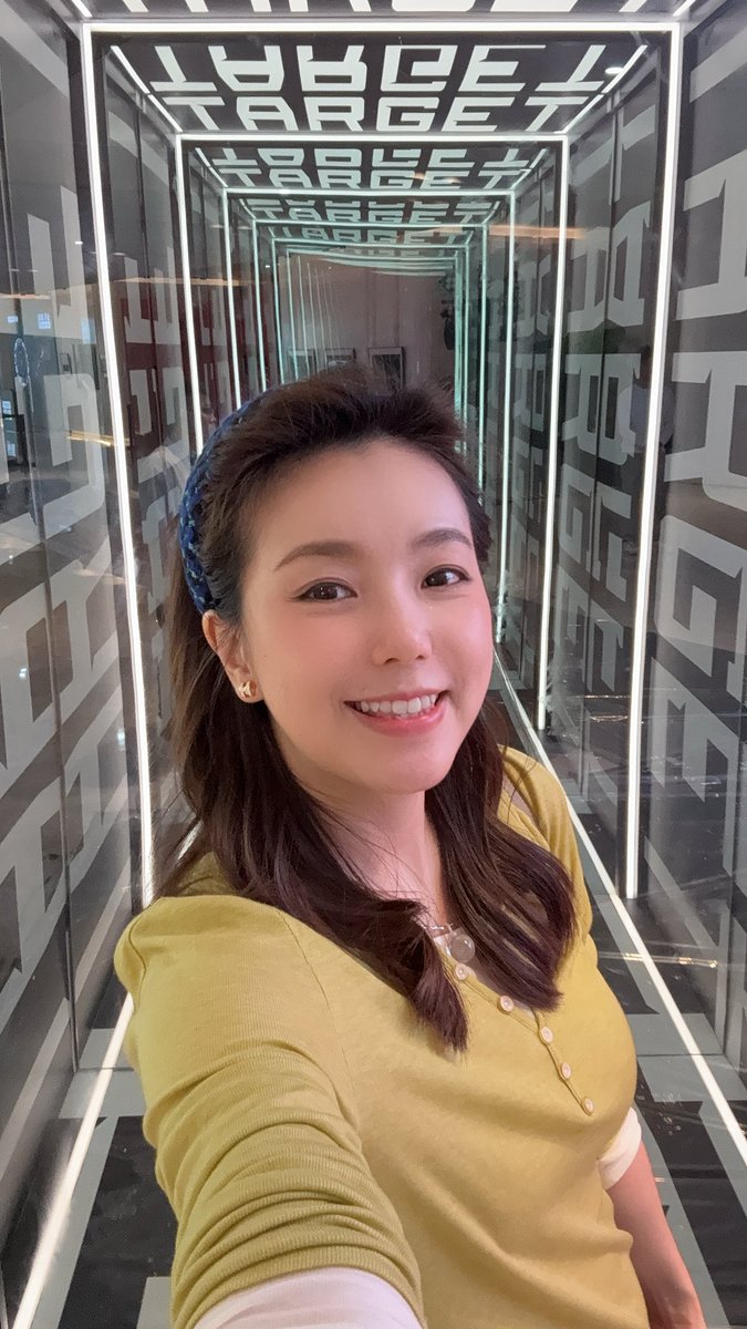 leung_cathy's tweet image. 上海のTARGETアジア旗艦店、オープニング現場！

皆さま、明日お会いしましょう！

#一日店長 #TARGET #旗艦店