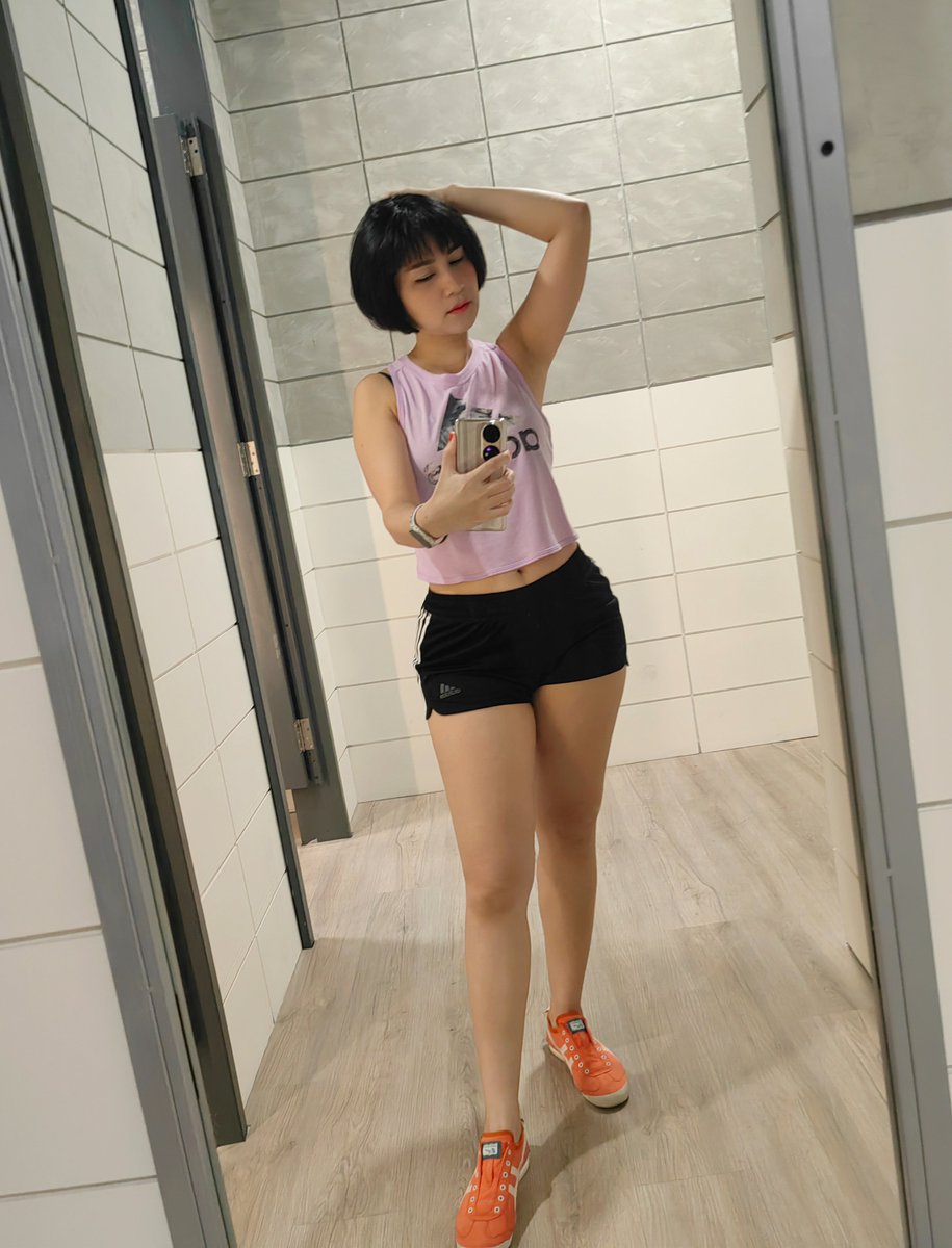 Fo dentyne tweet media