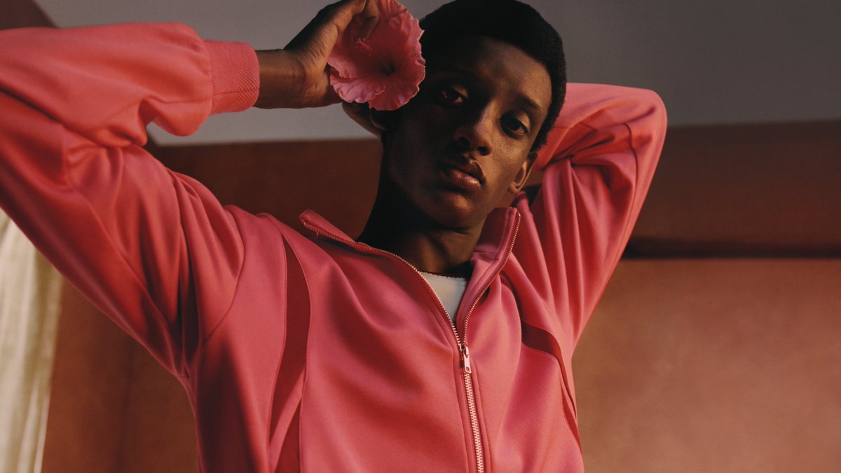 adidasoriginals's tweet image. A dance of different textures.​

adidas Originals by Wales Bonner returns with a collection grounded in sport and culture, as a coalescence of aesthetic codes.​
​
Available from 17th April on walesbonner.com, CONFIRMED, adidas.com/wales_bonner and select stores.